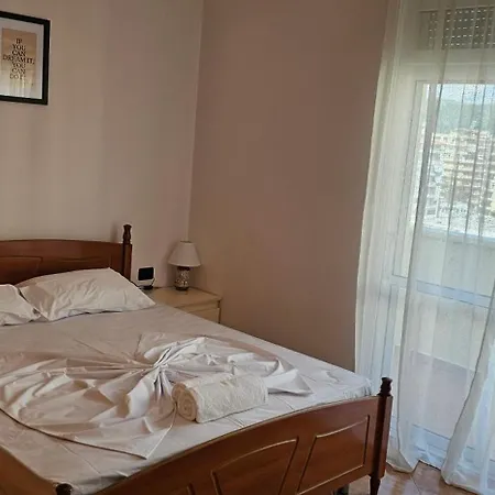 Celaj Family Apartment *